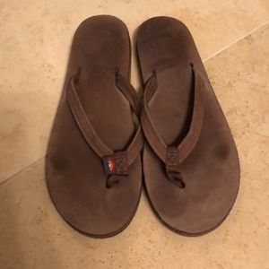 Barely worn Rainbow sandals - medium (6.5 - 7.5)